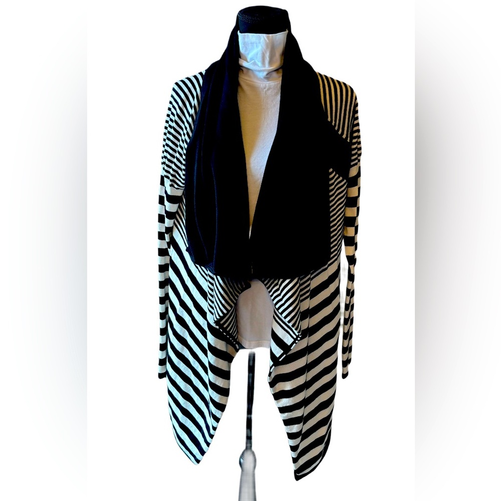 Cyrus open cardigan size L